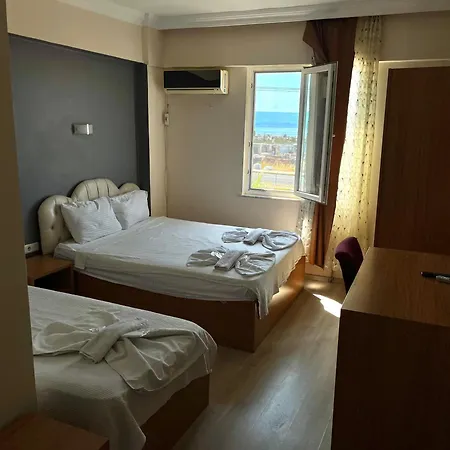 Grand Alver Hotel *